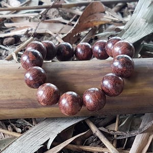 Rare... 16 MM Laka Bracelet Menang Wood 14 Beads Akar Laka #7
