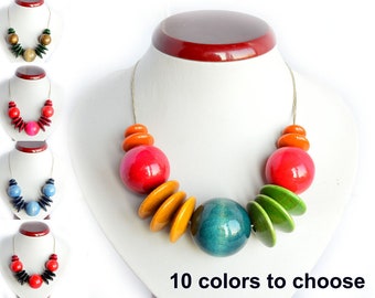 10 colors short wooden necklace, wooden beads necklace, classic beaded necklace, statement necklace, rainbow chunky wooden necklace