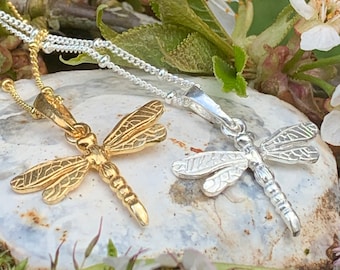 Pendentif libellule, bijoux libellule en or, collier nature, collier libellule en argent massif