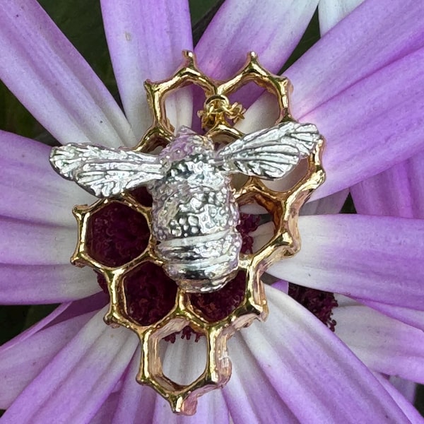 Bee and Honeycomb Sterling Silver Pendant; Bee Lover gift, Three Dimensional Nature Jewellery, Handmade lifelike jewelry
