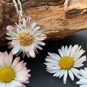 Daisy with Diamond Pendant, April birth flower, April birth stone , spring flower