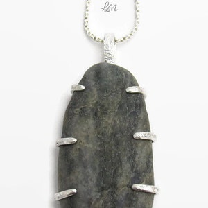 Tayrona Gray Rock Necklace, Beach Stone Pendant, Sterling Silver Pendant and Chain, Boho Necklace, Handmade Necklace, Contemporary Jewelry image 3