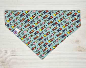 happy gotcha day blue premium über das Halsband Hundehalsbandana