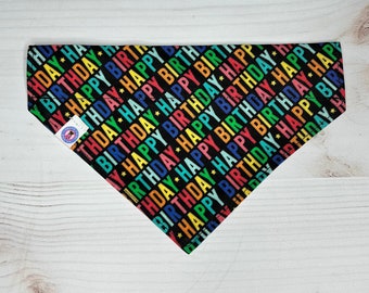 Happy Birthday Premium über dem Halsband Hundehalsbandana