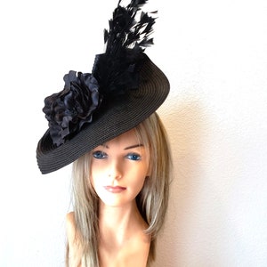 Black fascinator