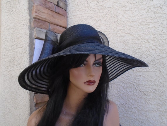 Audrey Hepburn hat