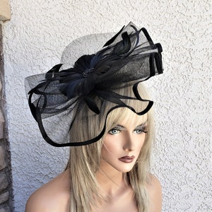 Black fascinator