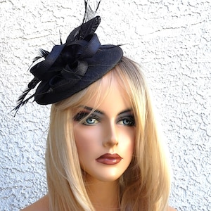 Black fascinator