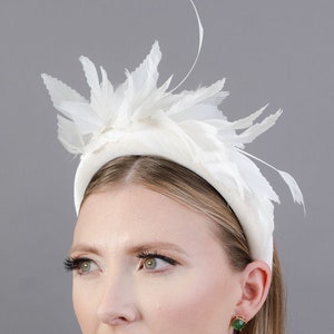 White Fascinator Headband - Bridal Fascinator -  Women's Tea Party Hat, Derby Hat, Bridal Hat, White Hat, Tea Party Hat, wedding hat