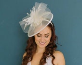 Ivory Fascinator Women display picture 1