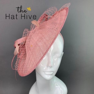 Erröten rosa Fascinator auf Stirnband, britischer Hut, Frauen-Tee-Party-Hut, Kirchen-Hut, Derby-Hut, ausgefallener Hut, rosa Hut, Tee-Party-Hut, Hochzeitshut