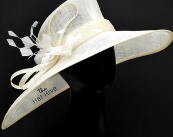 Ivory Easter Hat, Church hat, Tea Party Hat, Ivory Hat, Formal Hat, Fashion Hat, Church Hat, Derby Hat
