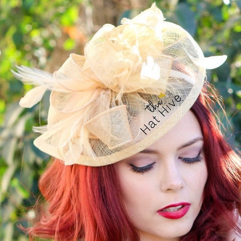 Champagne Gold Fascinator, Womens Tea Party Hat, Church Hat, Derby Hat, Fancy Hat, Champagne Gold  Hat, Tea Party Hat, wedding hat 