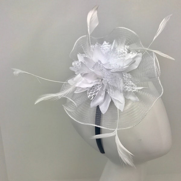 White  Fascinator, Tea Party Hat, Bridal wedding hat, Derby Hat, Formal Hair Piece, Woman's Hair Clip, British Fancy Hat,