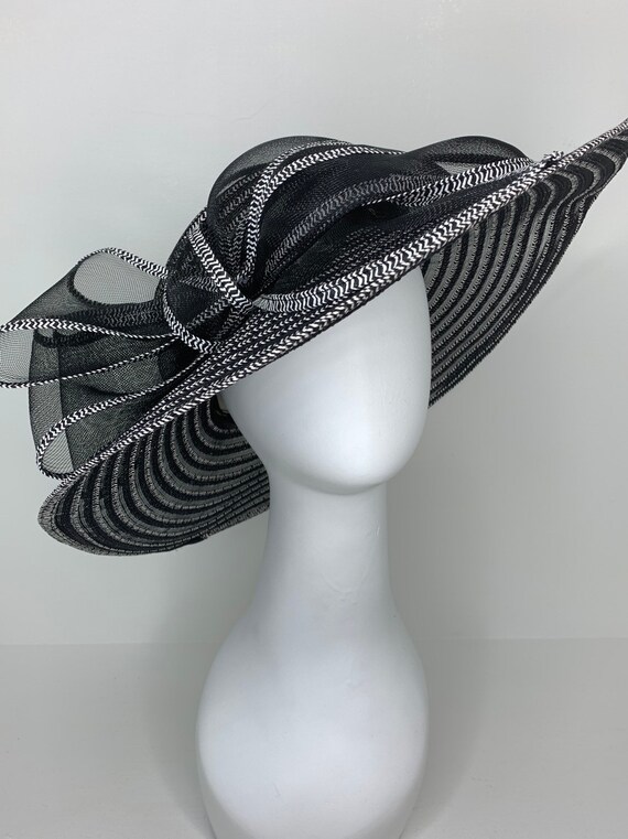 white derby hat