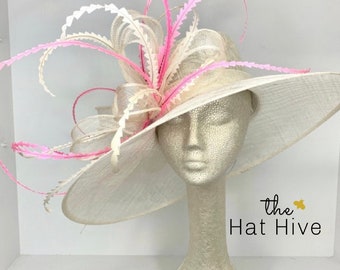 Ivory Derby Hat with Light Pink & Ivory Feathers - Kentucky Derby Hat - Church hat, Tea Party Hat, Ivory Hat, Formal Hat, Wide Brim Hat