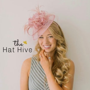 Tocado Kentucky Derby rosa ruborizado con velo para mujer, sombrero para fiesta de té, sombrero formal para dama, sombrero de iglesia, sombrero vintage para dama, sombrero de boda