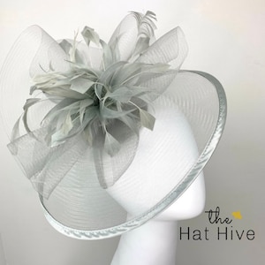 Gray Fascinator, kentucky Derby Hat, Women's Tea Party Hat, Church Hat, Grey fascinator, Fancy Hat, Silver Hat, Tea Party Hat, wedding hat