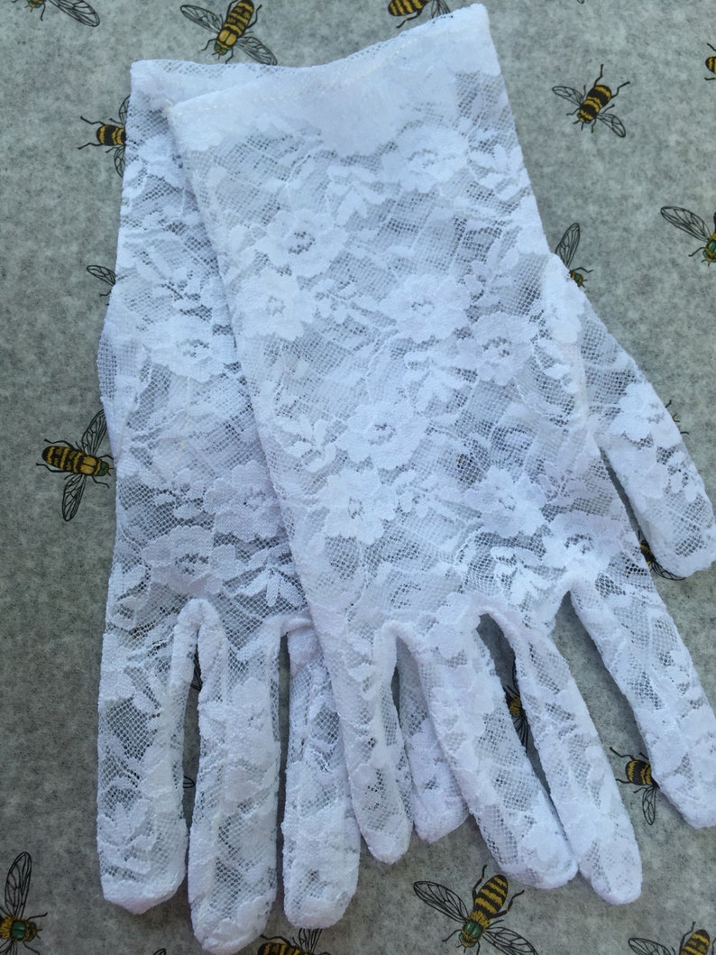 White Lace Gloves Tea Party Gloves Lace Gloves Wedding Etsy