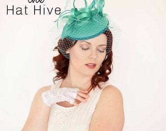 Fascinator, Green Fascinator with Veil, Womens Tea Party Hat, Church Hat, Derby Hat, Fancy Hat, Ivory Hat, wedding hat, British Hat