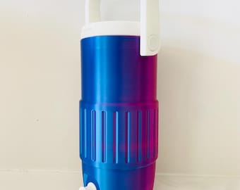 Blue to pink transition  skinny can cooler