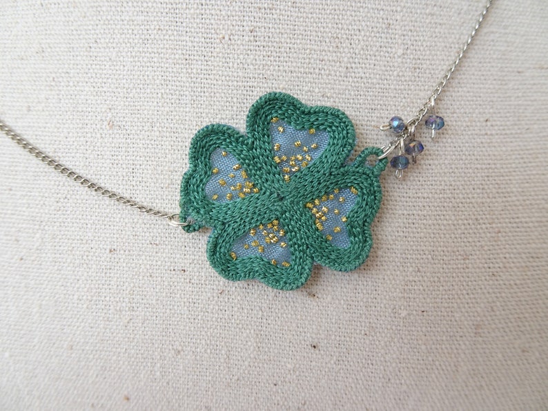 Clover necklace