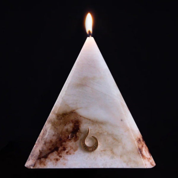 Topaz + Eucalyptus Crystal Pyramid Candle for Truth and Wisdom Manifestation