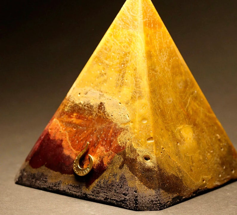 Golden Sandalwood Crystal Pyramid Candle Etsy