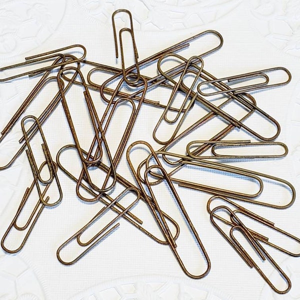 Rusted Paper clips, 20 rusted mix of regular & large size, vintage style, journal, planner, scrapbook, ephemera, junk journal, rusty, grunge