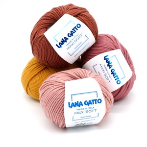 Knitting yarn Lana Gatto Maxi Soft, luxurious, soft and cozy extrafine merino wool yarn, high quality knitting yarn from Italy