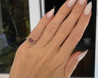 Anello Pinky Stone: cristallo grezzo con corindone. Misura anello 3.