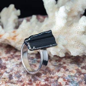 Black tourmaline ring: Witch Stone Jewelry with natural crystal - unique gift for women and girls. Size 10