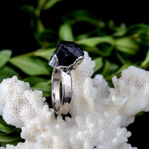 Black tourmaline ring: Witch Stone Jewelry with natural crystal