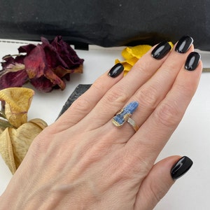 Blauer Kyanit Kristall Ring