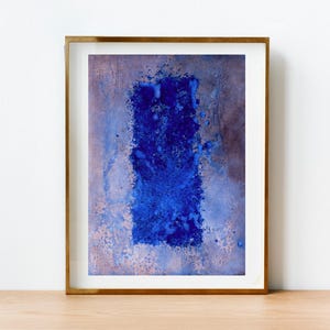 Ultramarine Blau Abstrakte Malerei: Strukturiertes Acryl Kunstwerk (42x59.4 cm)
