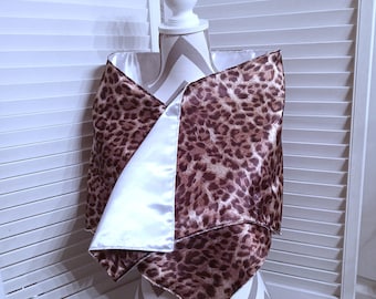 Satin Wrap, Animal Print Shawl, Charmeuse Satin Shawl, Satin Stole, Reversible Wrap, Lined Wrap, Formal Wrap, Gift For Her, Cheetah Print