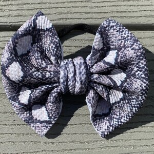 Snakeskin Hair Bows - Etsy display picture 1