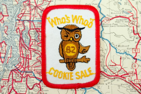 Vintage Girl Scout Patch GS Cookies Owl 1982 Insi… - image 1