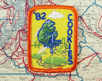 Vintage 1982 Girl Scout Cookie Patch, Jumping Frog Embroidered Badge