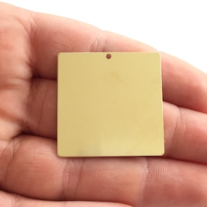 5 uds. De dijes cuadrados de latón crudo de 30 x 30 mm, en blanco, colgante, fornituras