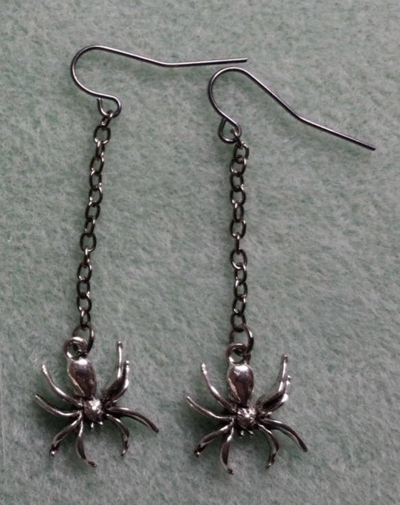 Spider Drop Earrings, Halloween Spiders, image 1