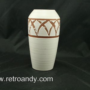 west german  pottery by Scheurich 242-22