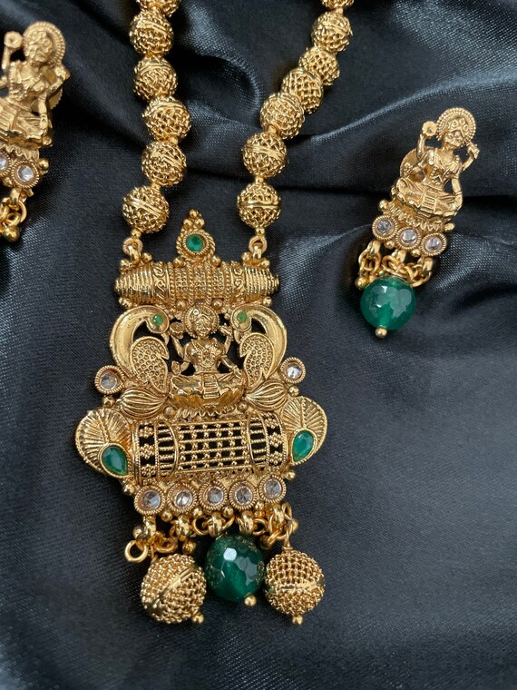 Long Gold Necklace Temple Jewelry gold Necklace Set India