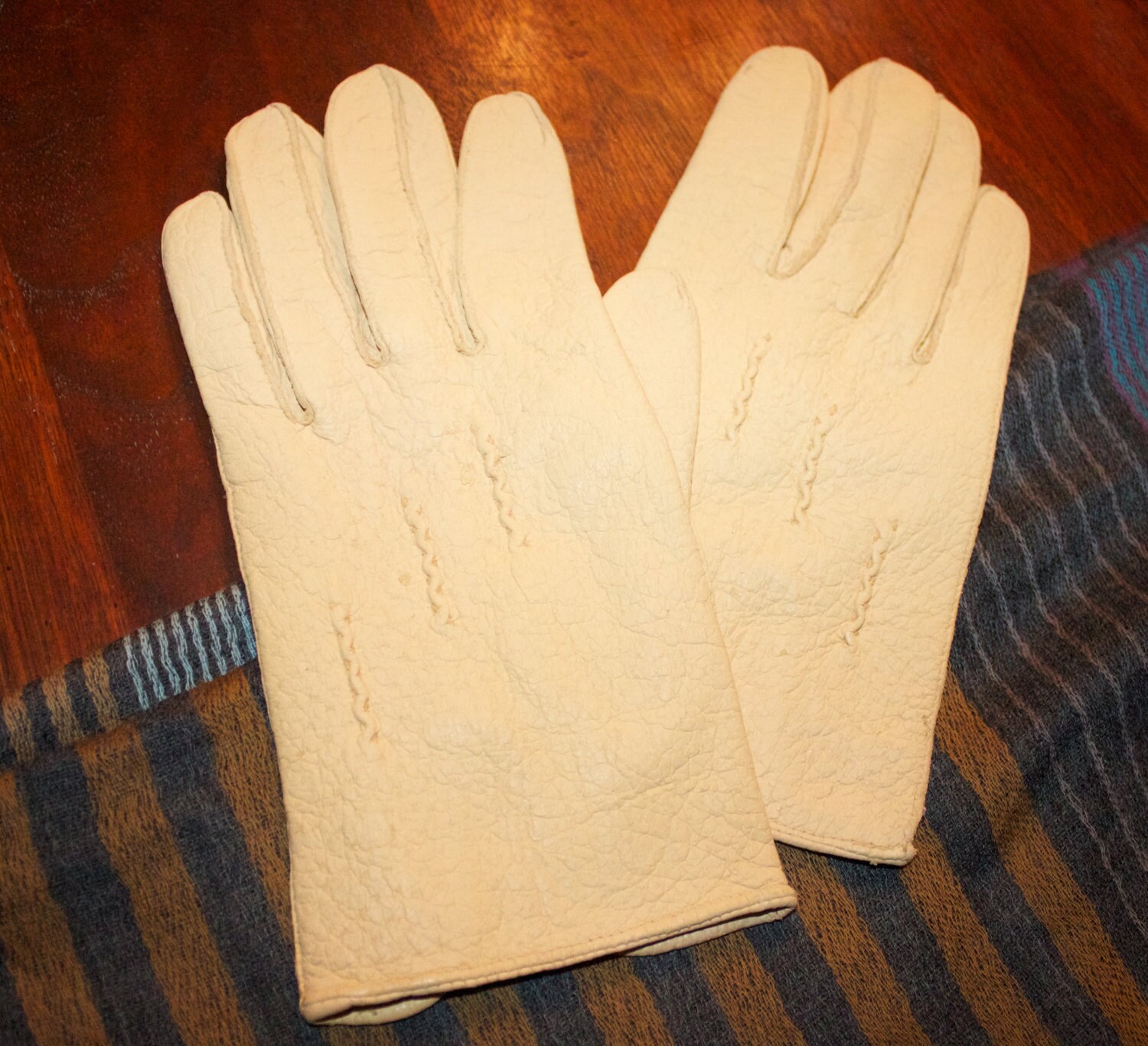 cream leather gloves ladies