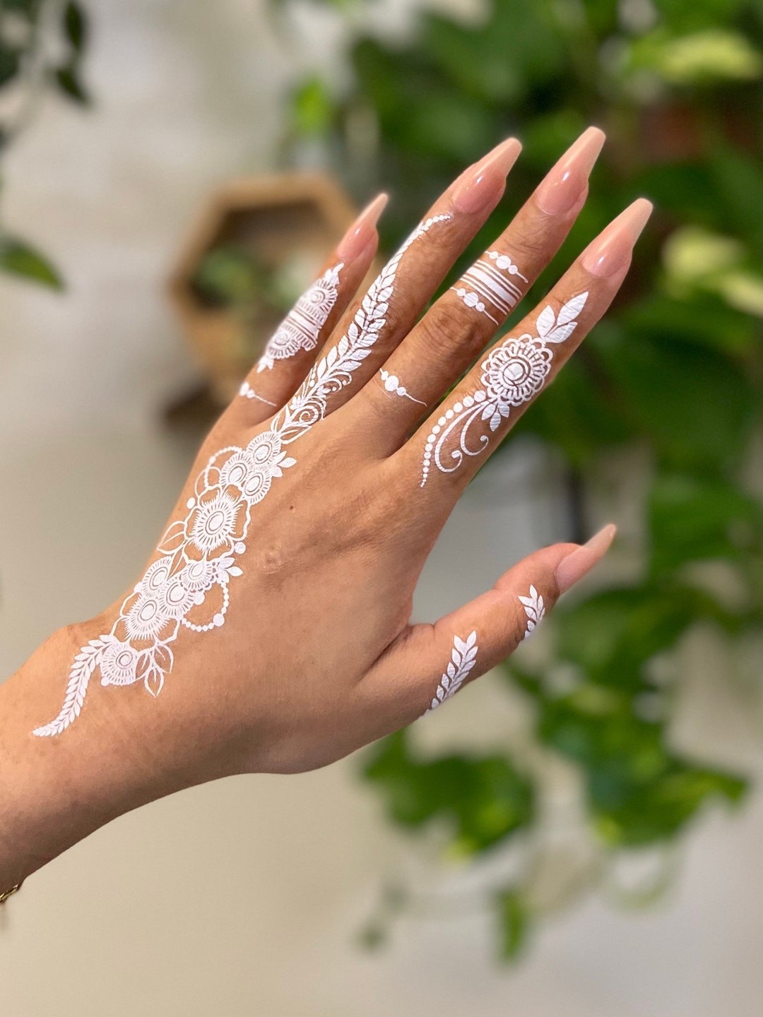 Savarna Asymmetrical Customizable Henna Design Arabic Henna, Henna