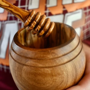 BEST Seller Olive wood Honey Jar with Dipper US seller, Wedding birthdays, 5th anniversary Newly weds gift Free Shipping father day