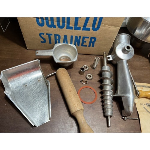 Vintage Berarducci Bros. SQUEEZO Strainer # shops 400 TS Original Box