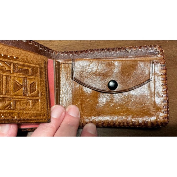 Vintage MEXICAN Hand Tooled Leather Bifold Wallet… - image 5