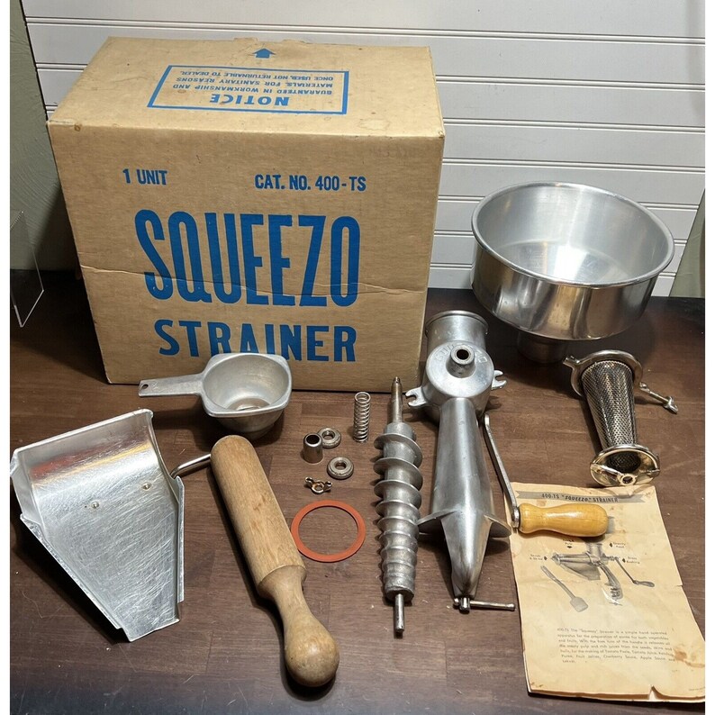 Vintage Berarducci Bros. SQUEEZO Strainer # shops 400 TS Original Box