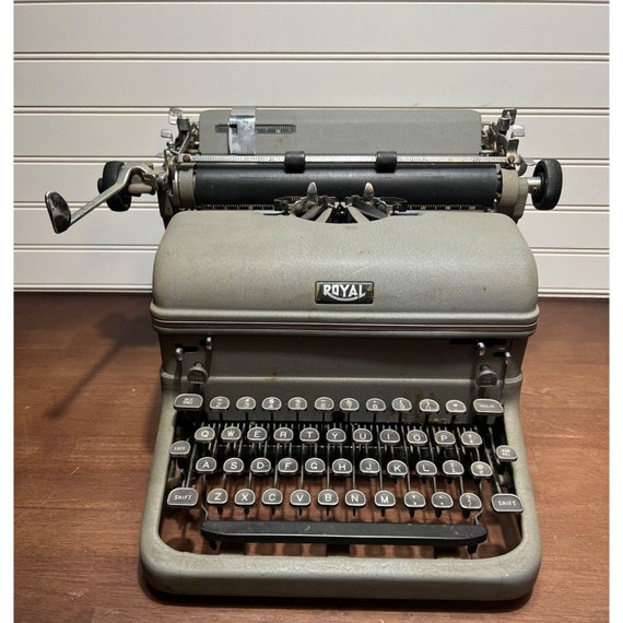 Antique ROYAL Typewriter Army Green Vintage Art Deco - Etsy